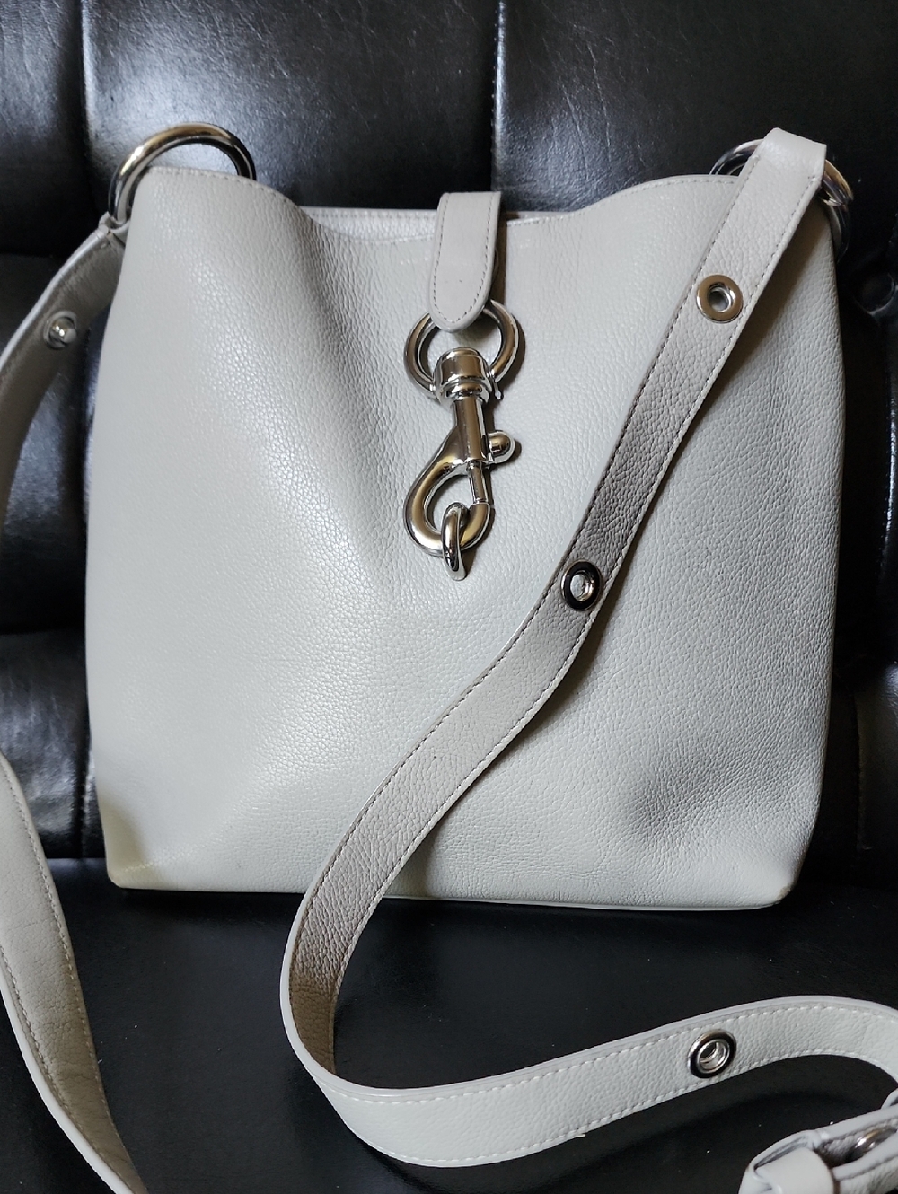 Rebecca Minkoff Megan Small Leather Crossbody Feed Bag Purse Light Gray